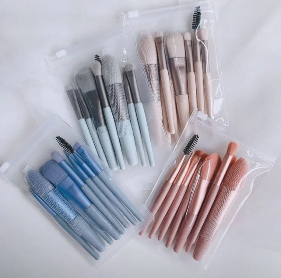 Original 8-Piece Makeup Brush Set with Pouch - Soft Brushes