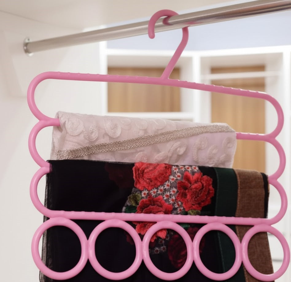 3 LAYER HANGER WITH 5 HOLES