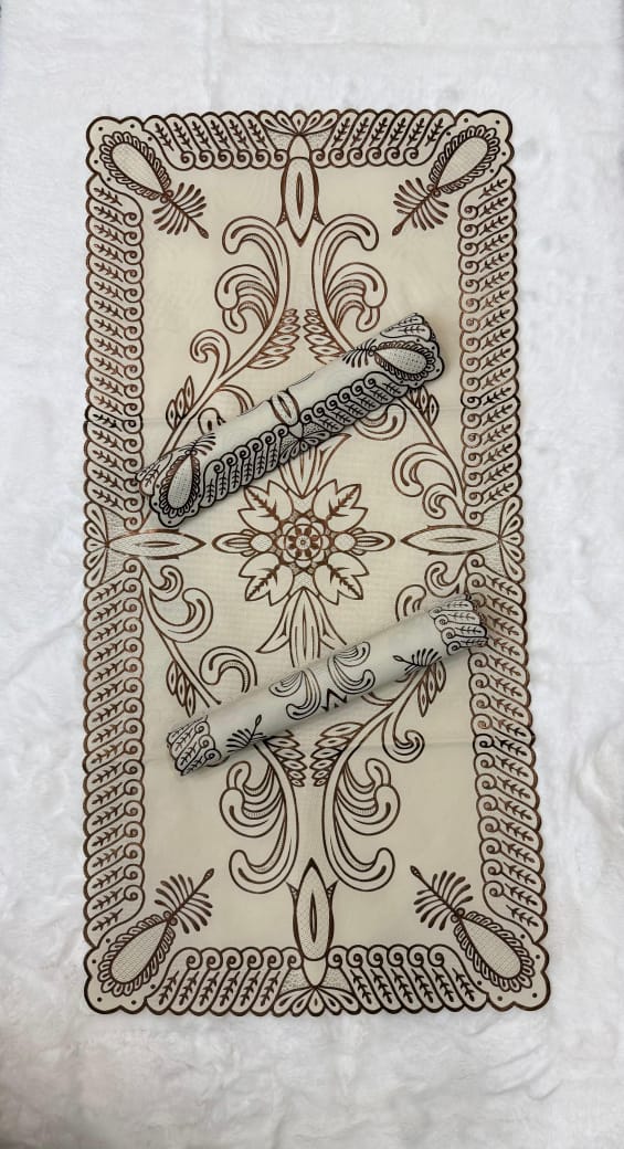 3 PCs Center Table Runner & Mats Set