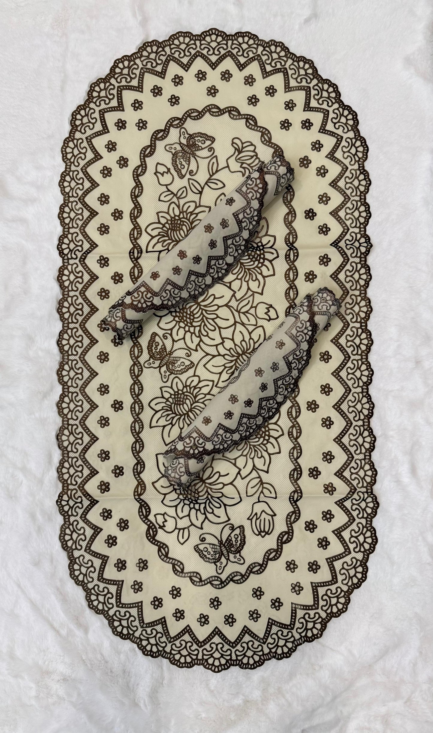 3 PCs Center Table Runner & Mats Set