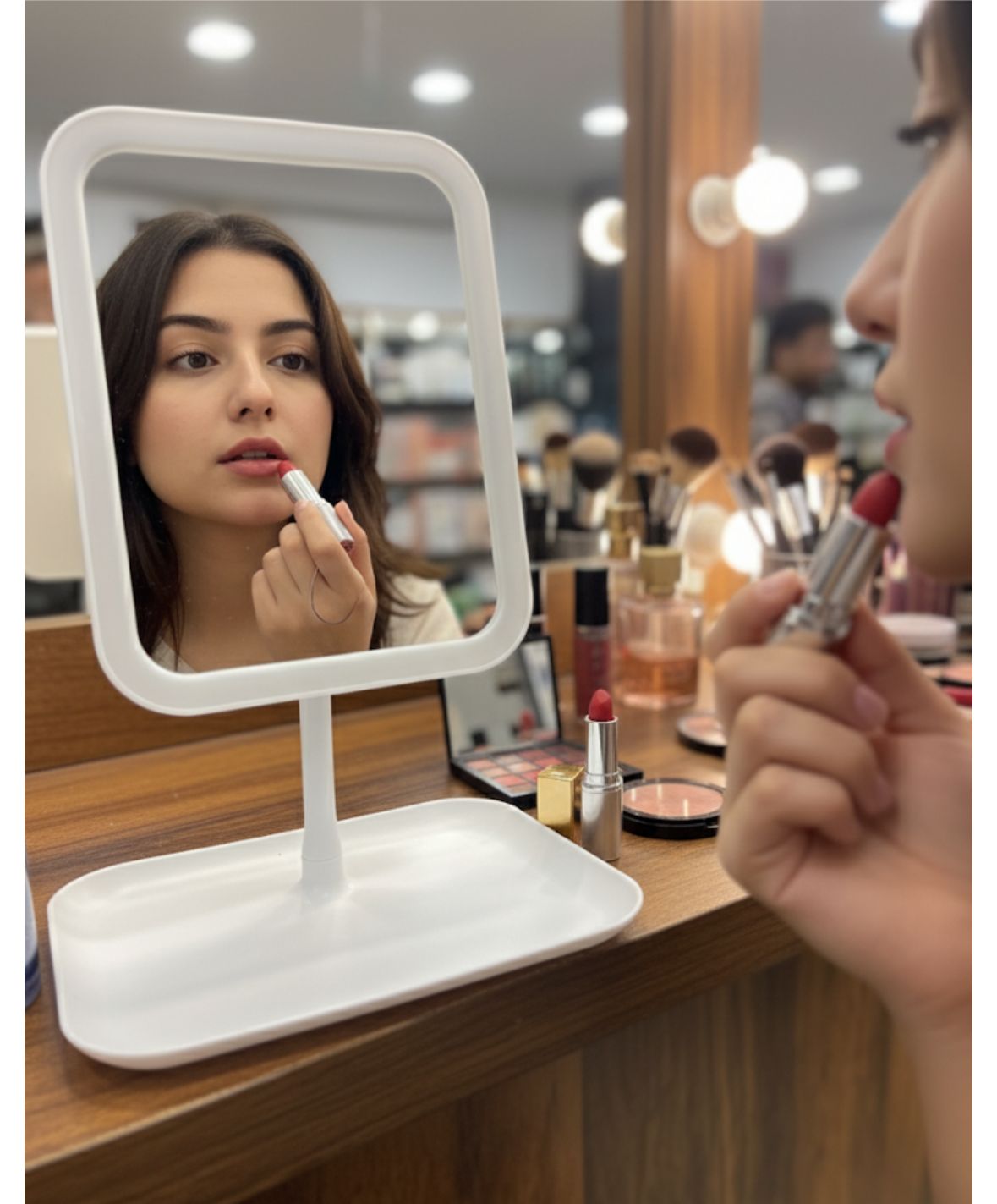 Square Round Mirror - 3 Modes Light